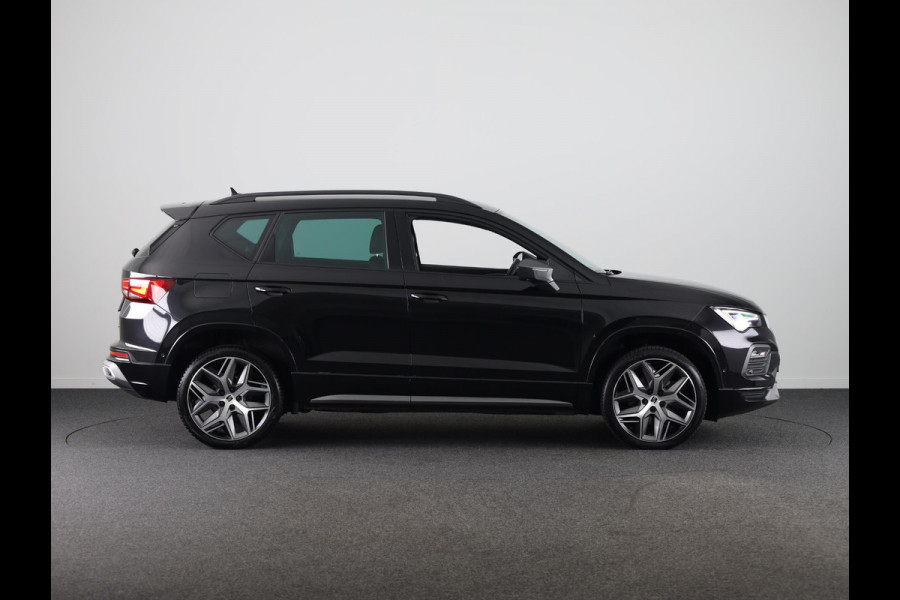 Seat Ateca FR Business Intense 1.5 TSI 150 pk Automaat (DSG) | Private lease vanaf 677,-- pm | Verlengde garantie | Navigatie | Parkeersensoren (Park assist) | Achteruitrijcamera | Adaptieve cruise control | Stoelverwarming |
