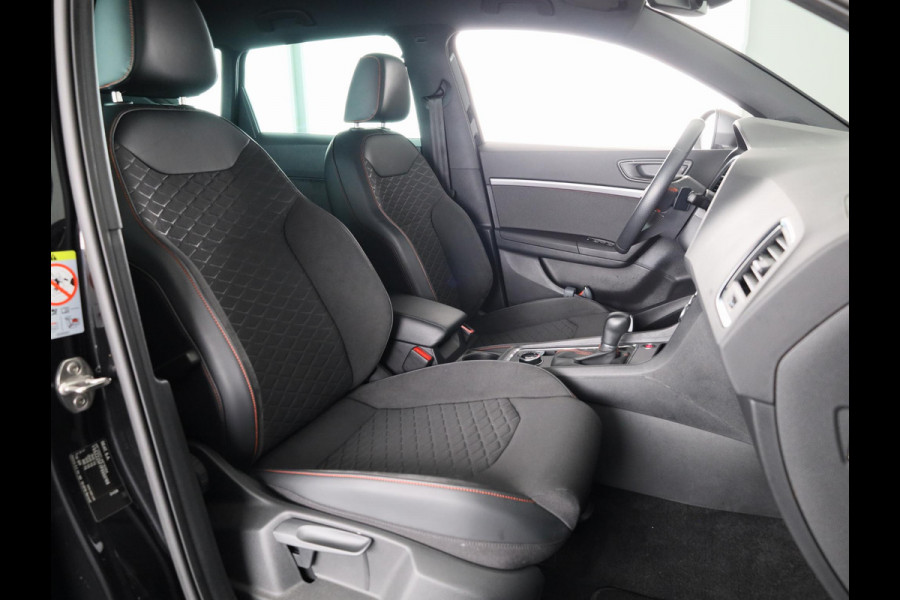 Seat Ateca FR Business Intense 1.5 TSI 150 pk Automaat (DSG) | Private lease vanaf 677,-- pm | Verlengde garantie | Navigatie | Parkeersensoren (Park assist) | Achteruitrijcamera | Adaptieve cruise control | Stoelverwarming |