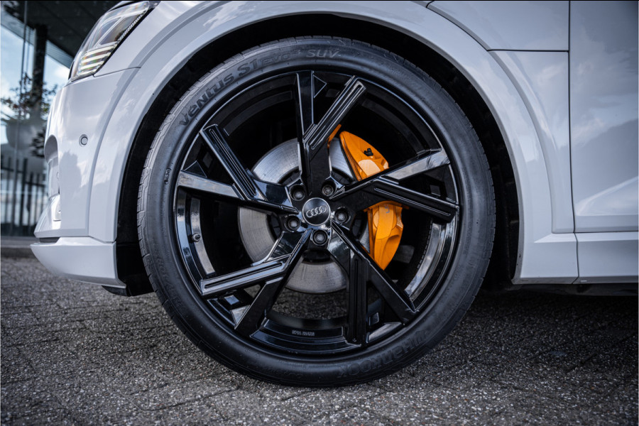 Audi e-tron 55 quattro Advanced Pro Line Plus 95 kWh ** Panodak ** B&O ** 21"