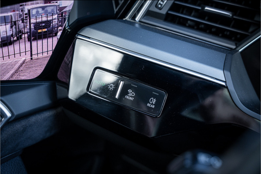 Audi e-tron 55 quattro Advanced Pro Line Plus 95 kWh ** Panodak ** B&O ** 21"