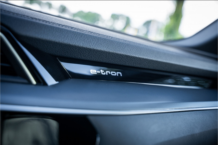Audi e-tron 55 quattro Advanced Pro Line Plus 95 kWh ** Panodak ** B&O ** 21"