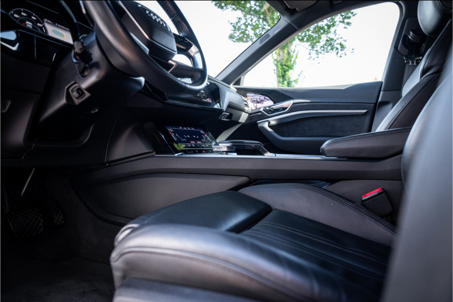 Audi e-tron 55 quattro Advanced Pro Line Plus 95 kWh ** Panodak ** B&O ** 21"