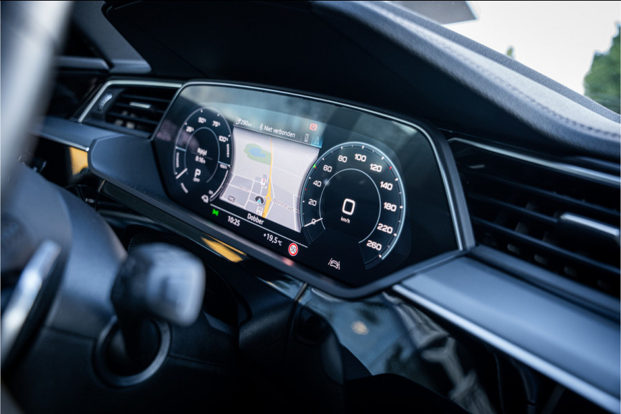 Audi e-tron 55 quattro Advanced Pro Line Plus 95 kWh ** Panodak ** B&O ** 21"