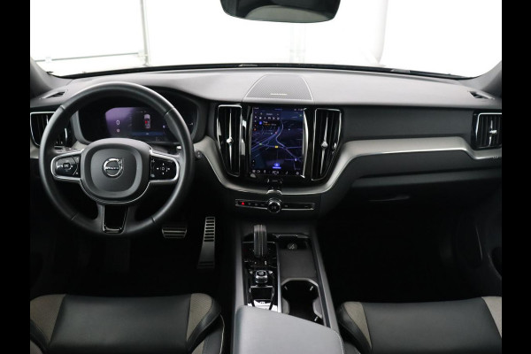 Volvo XC60 2.0 Recharge T8 AWD R-Design | Panoramadak | Trekhaak | Stoel & stuurverwarming | 360 Camera | 21'' | Harman/Kardon | Adaptive cruise | Keyless | Carplay | Memory | PHEV | Plug In
