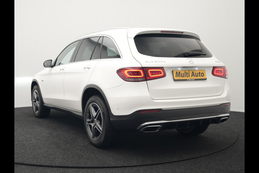 Mercedes-Benz GLC 300e 4MATIC AMG Plug In Hybrid 320pk Dealer O.H PHEV | Alcantara Sportstoelen Verwarmd | Cruise Control | Camera | Apple Carplay | 19"L.M | Navi Full Map | DAB |