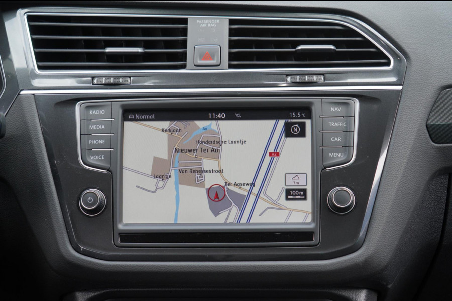 Volkswagen Tiguan 2.0 TSI 4Motion Highline / Virtual cockpit / Led / PDC / 2e Eig. / NL-Auto!