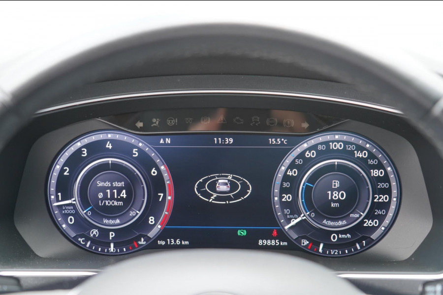 Volkswagen Tiguan 2.0 TSI 4Motion Highline / Virtual cockpit / Led / PDC / 2e Eig. / NL-Auto!