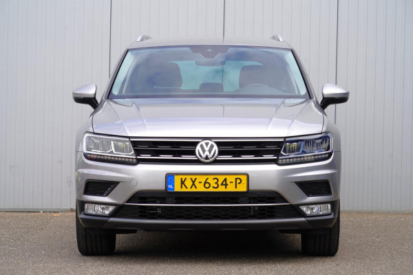 Volkswagen Tiguan 2.0 TSI 4Motion Highline / Virtual cockpit / Led / PDC / 2e Eig. / NL-Auto!