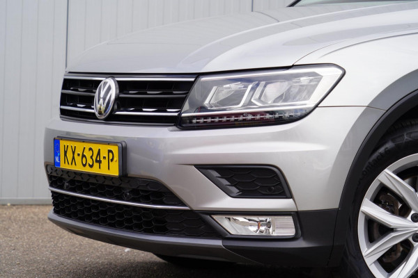 Volkswagen Tiguan 2.0 TSI 4Motion Highline / Virtual cockpit / Led / PDC / 2e Eig. / NL-Auto!