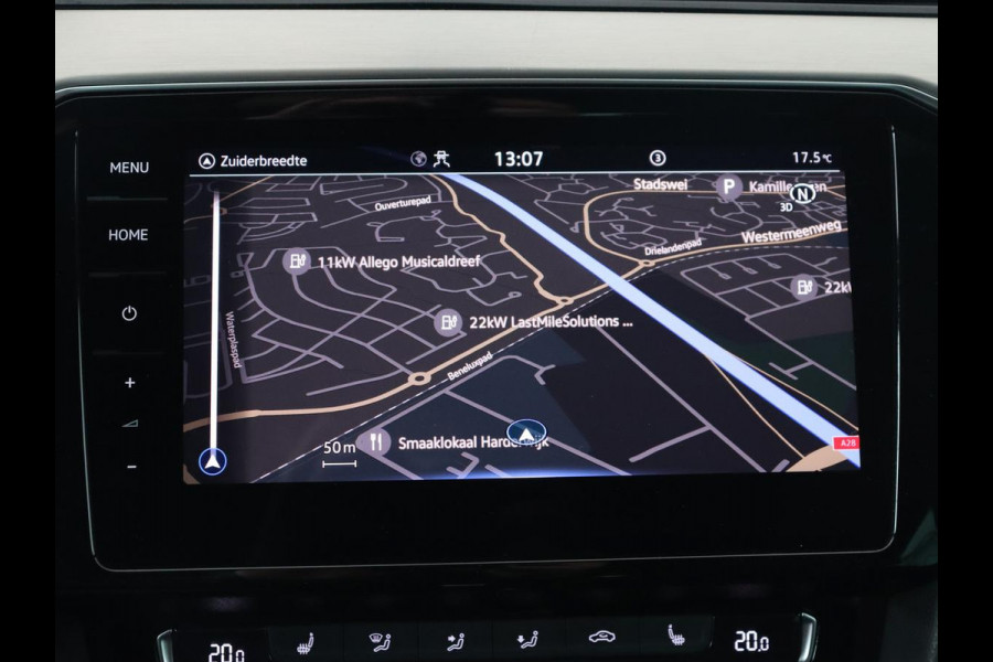 Volkswagen Passat 1.5 TSI R Line | Stoelverwarming | Trekhaak | Camera | Adaptive cruise | Leder/Alcantara | Carplay | Virtual Cockpit | Keyless | Matrix LED | Navigatie