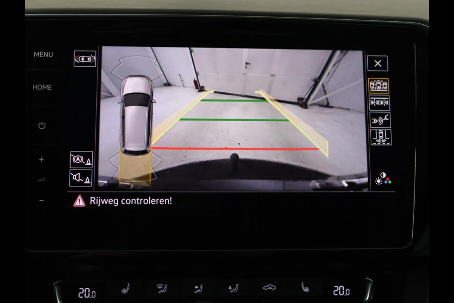 Volkswagen Passat 1.5 TSI R Line | Stoelverwarming | Trekhaak | Camera | Adaptive cruise | Leder/Alcantara | Carplay | Virtual Cockpit | Keyless | Matrix LED | Navigatie