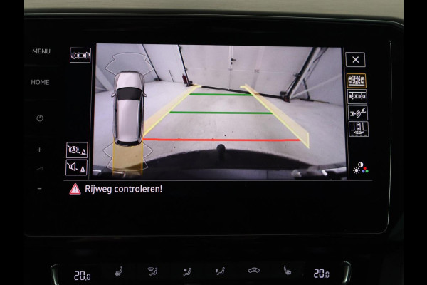 Volkswagen Passat 1.5 TSI R Line | Stoelverwarming | Trekhaak | Camera | Adaptive cruise | Leder/Alcantara | Carplay | Virtual Cockpit | Keyless | Matrix LED | Navigatie