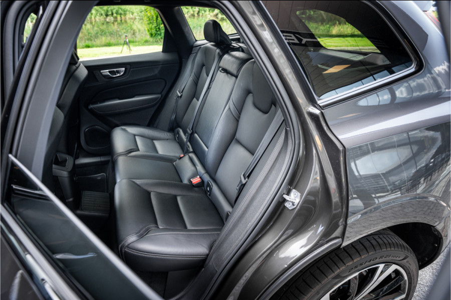 Volvo XC60 2.0 T8 Plug-in hybrid AWD R-Design ** Panodak ** Ventilatie ** Harman/Kardon