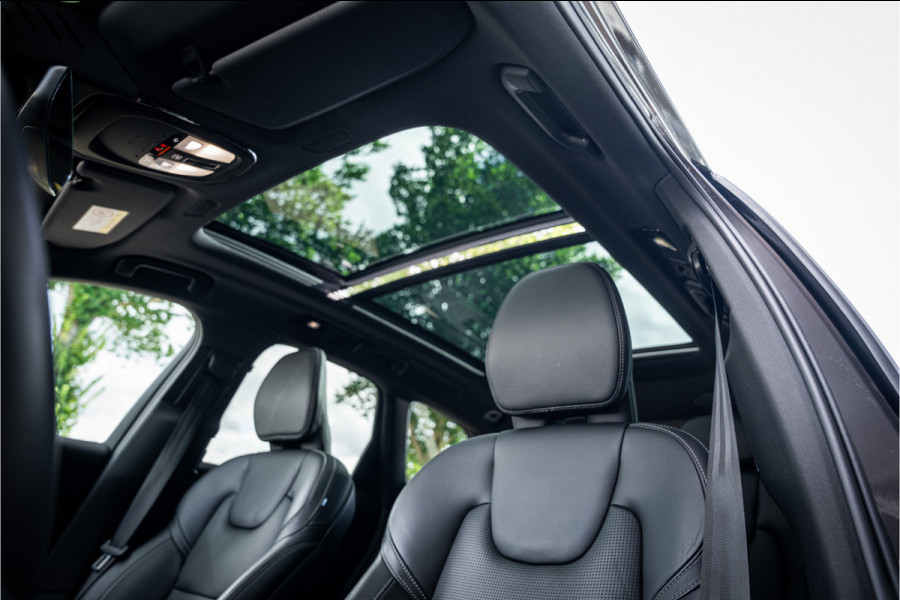 Volvo XC60 2.0 T8 Plug-in hybrid AWD R-Design ** Panodak ** Ventilatie ** Harman/Kardon