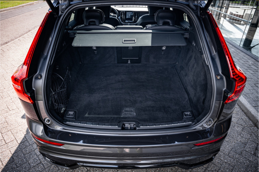 Volvo XC60 2.0 T8 Plug-in hybrid AWD R-Design ** Panodak ** Ventilatie ** Harman/Kardon