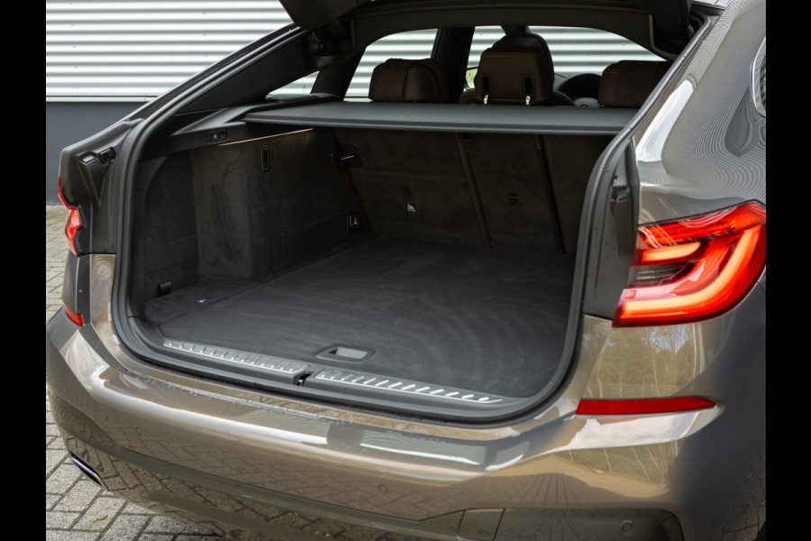 BMW 6 Serie Gran Turismo 640i xDrive M-Sport - Pano - Active Steering - Driving Ass Prof - Massage - GT