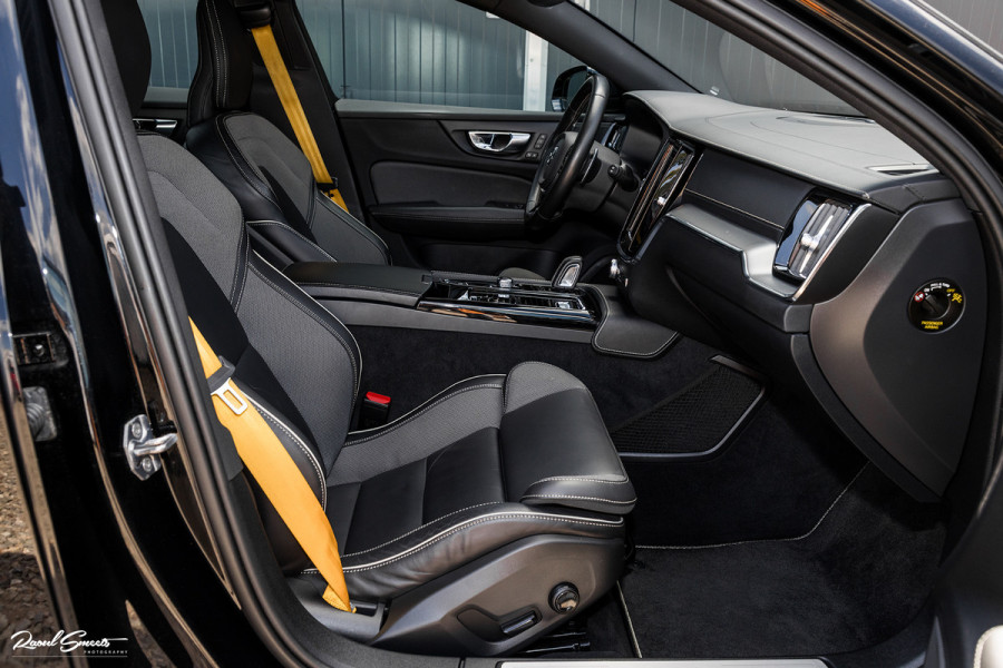 Volvo V60 2.0 T8 Twin Engine AWD Polestar Engineered | Cruise control | Memory | Harman Kardon | Ohlins demping systeem |