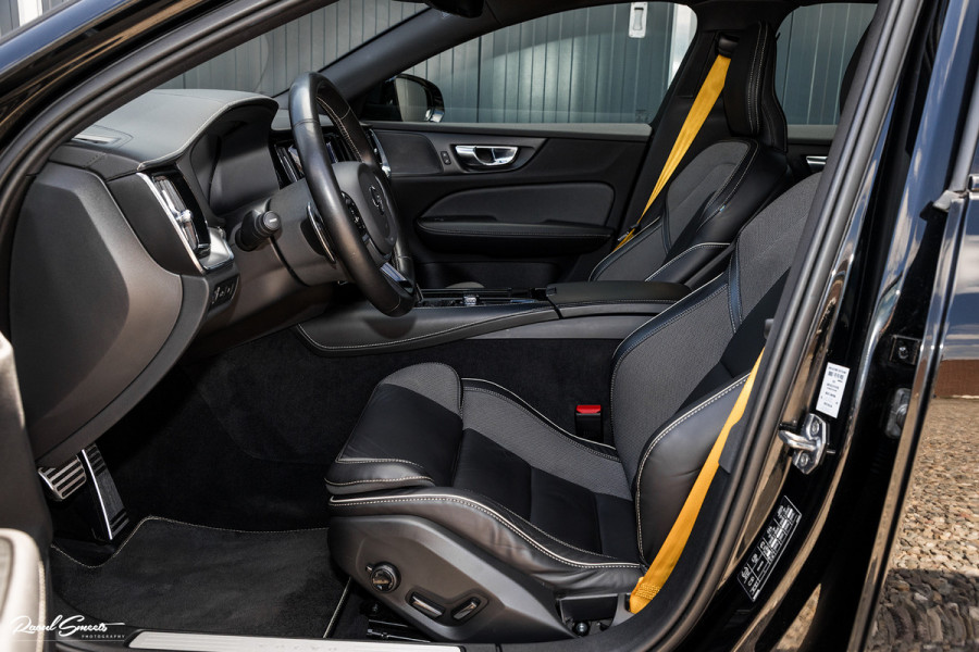 Volvo V60 2.0 T8 Twin Engine AWD Polestar Engineered | Cruise control | Memory | Harman Kardon | Ohlins demping systeem |