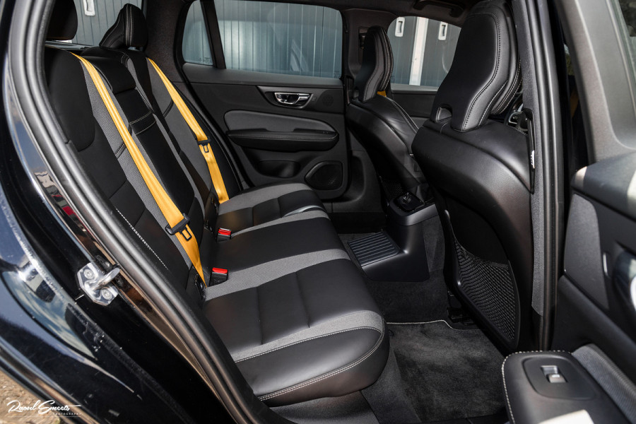 Volvo V60 2.0 T8 Twin Engine AWD Polestar Engineered | Cruise control | Memory | Harman Kardon | Ohlins demping systeem |