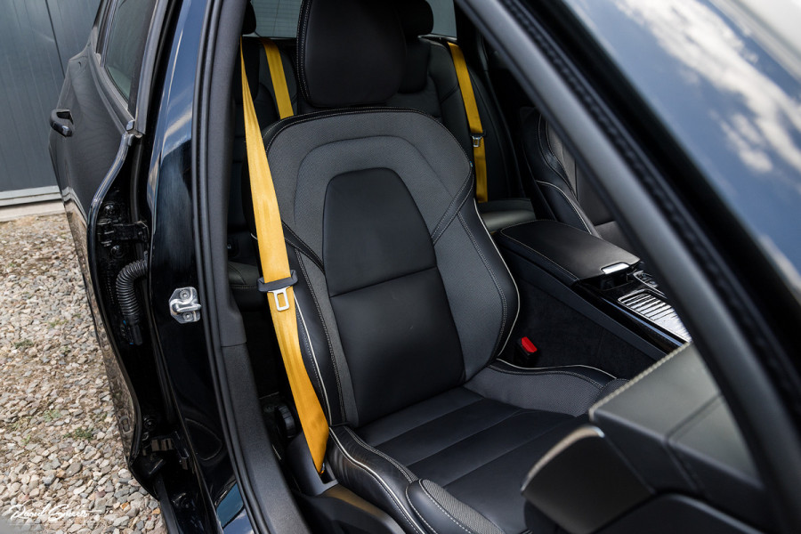 Volvo V60 2.0 T8 Twin Engine AWD Polestar Engineered | Cruise control | Memory | Harman Kardon | Ohlins demping systeem |