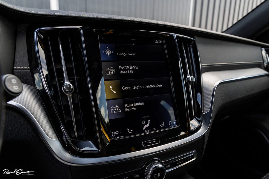 Volvo V60 2.0 T8 Twin Engine AWD Polestar Engineered | Cruise control | Memory | Harman Kardon | Ohlins demping systeem |