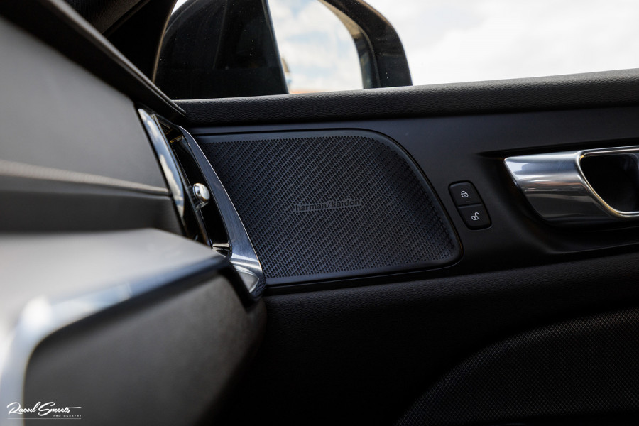 Volvo V60 2.0 T8 Twin Engine AWD Polestar Engineered | Cruise control | Memory | Harman Kardon | Ohlins demping systeem |