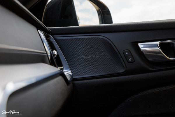 Volvo V60 2.0 T8 Twin Engine AWD Polestar Engineered | Cruise control | Memory | Harman Kardon | Ohlins demping systeem |