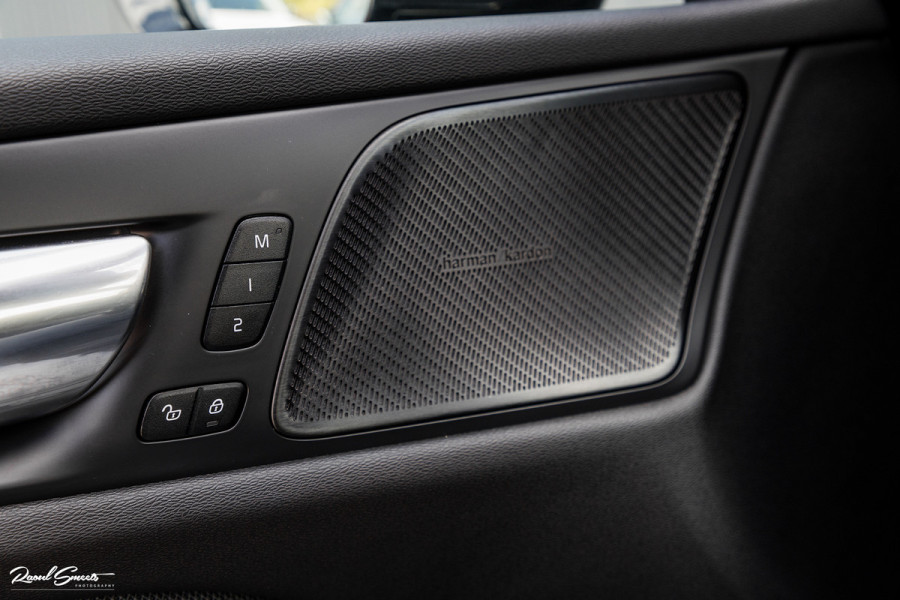 Volvo V60 2.0 T8 Twin Engine AWD Polestar Engineered | Cruise control | Memory | Harman Kardon | Ohlins demping systeem |
