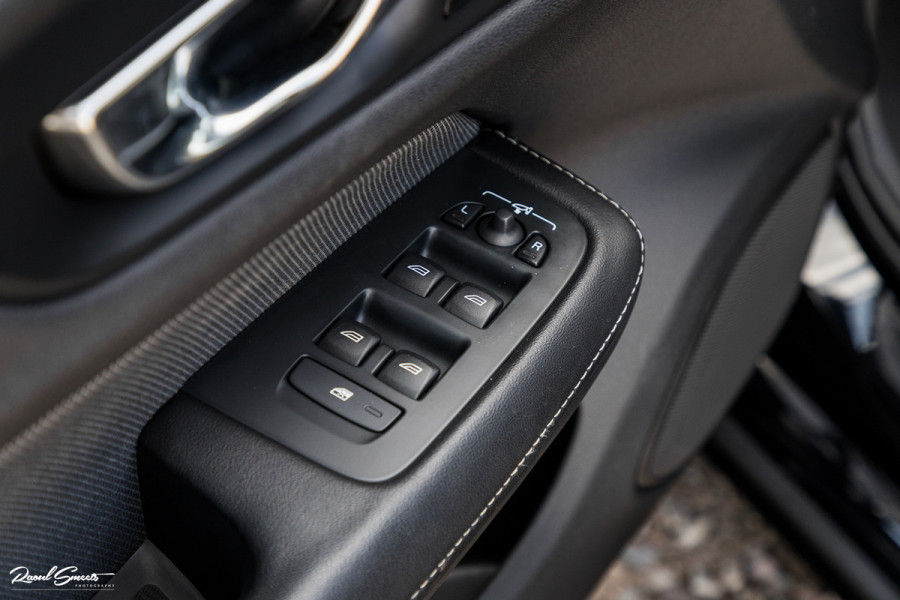 Volvo V60 2.0 T8 Twin Engine AWD Polestar Engineered | Cruise control | Memory | Harman Kardon | Ohlins demping systeem |
