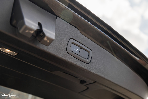 Volvo V60 2.0 T8 Twin Engine AWD Polestar Engineered | Cruise control | Memory | Harman Kardon | Ohlins demping systeem |