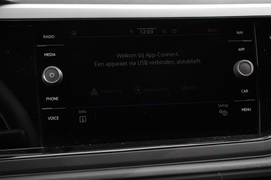 Volkswagen Polo 1.0 TSI DSG R-Line Demo! | Panorama dak Navigatie App Connect Climate Control DAB | LED Parkeer sensoren Camera Cruise control adaptive  Lichtmetalen velgen