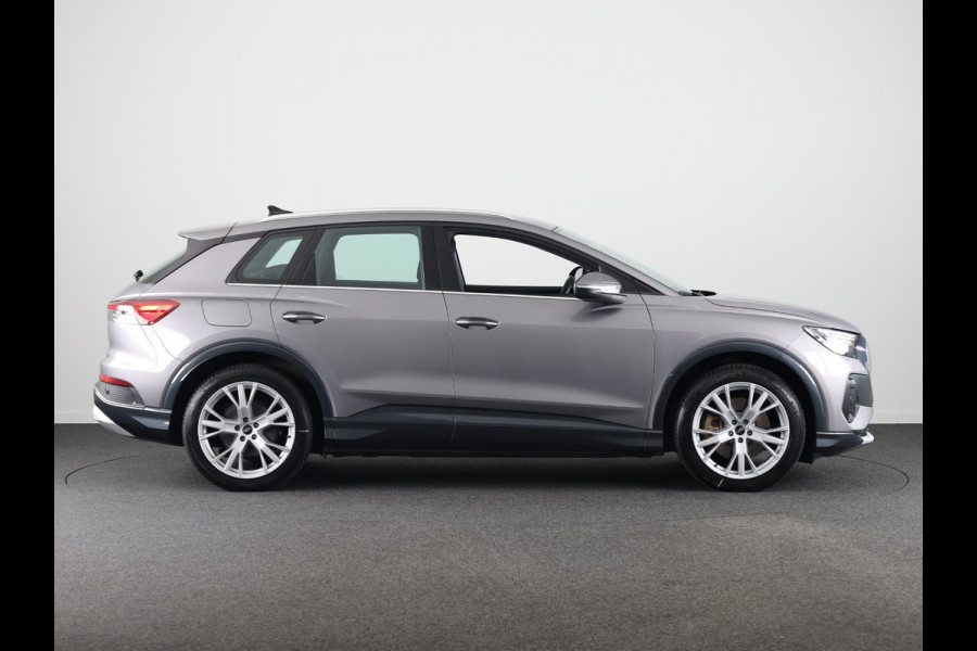 Audi Q4 e-tron 40 Advanced edition 77 kWh 204 pk | SoH 97% | Navigatie | Warmtepomp | Parkeersensoren achter | Autom. airco (3 zones) | Matrix LED koplampen | Lichtmetalen velgen 20" |