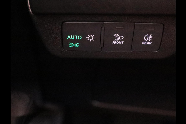 Audi Q4 e-tron 40 Advanced edition 77 kWh 204 pk | SoH 97% | Navigatie | Warmtepomp | Parkeersensoren achter | Autom. airco (3 zones) | Matrix LED koplampen | Lichtmetalen velgen 20" |