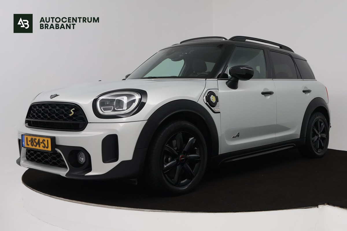 MINI Countryman 2.0 Cooper S E ALL4 Classic (PANORAMADAK, ACHTERUITRIJCAMERA, STOELVERWARMING, NAVIGATIE, LEER, CRUISE) MINI Countryman 2.0 Cooper S E ALL4 Classic (PANORAMADAK, ACHTERUITRIJCAMERA, STOELVERWARMING, NAVIGATIE, LEER, CRUISE)
