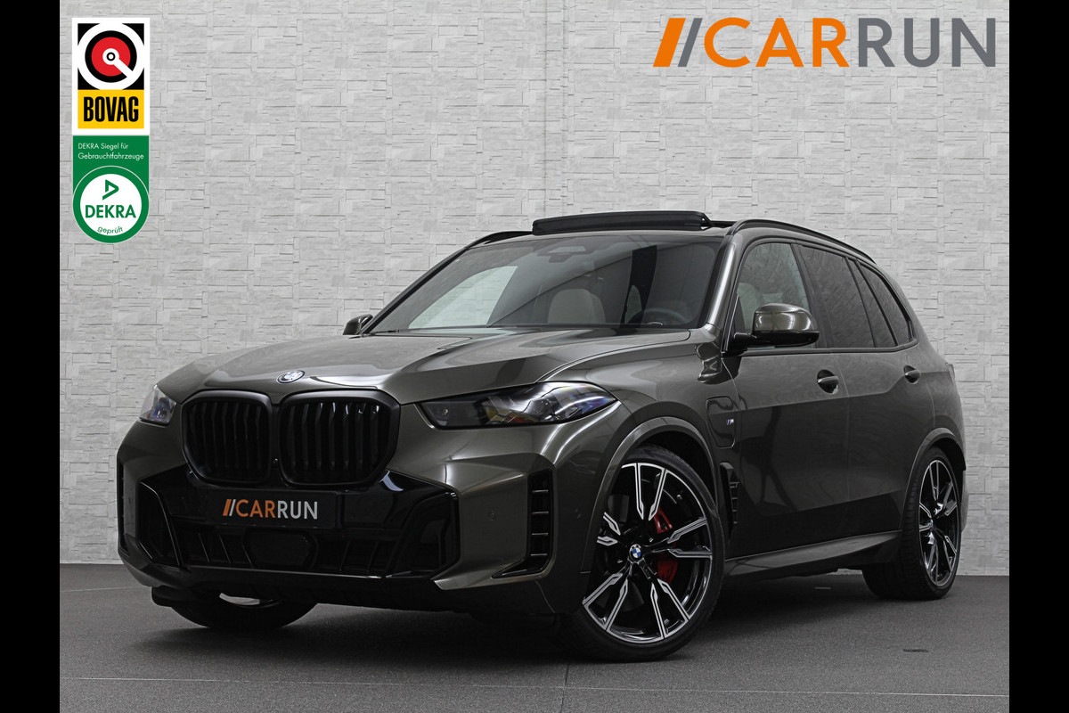 BMW X5 50e M-Sport Pro | 360 Camera | ACC | Panorama | Massage | Individual Leder | Soft-Close | 4-Zone Clima | Head-Up | Manhattan Green | Harman-Kardon | Stoelventilatie | Trekhaak | Luchtvering | Stoelverwarming V+A | Keyless-Entry | Memory | Iconic-Glow | Comfortstoelen | Bekerhouders Gekoeld + Verwarmd | Zonwering | ISO-Glas | BMW X5 50e M-Sport Pro | 360 Camera | ACC | Panorama | Massage | Individual Leder | Soft-Close | 4-Zone Clima | Head-Up | Manhattan Green | Harman-Kardon | Stoelventilatie | Trekhaak | Luchtvering | Stoelverwarming V+A | Keyless-Entry | Memory | Iconic-Glow | Comfortstoelen | Bekerhouders Gekoeld + Verwarmd | Zonwering | ISO-Glas |