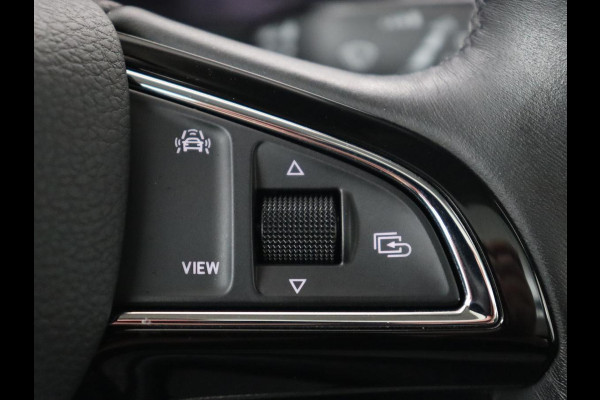 Škoda Kamiq 1.0 TSI Business Edition | Panoramadak | Trekhaak | Stoelverwarming | Virtual Cockpit | Carplay | Climate control | Keyless | Cruise control | Full LED | Getint glas