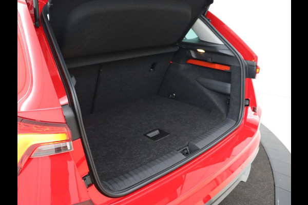 Škoda Kamiq 1.0 TSI Business Edition | Panoramadak | Trekhaak | Stoelverwarming | Virtual Cockpit | Carplay | Climate control | Keyless | Cruise control | Full LED | Getint glas
