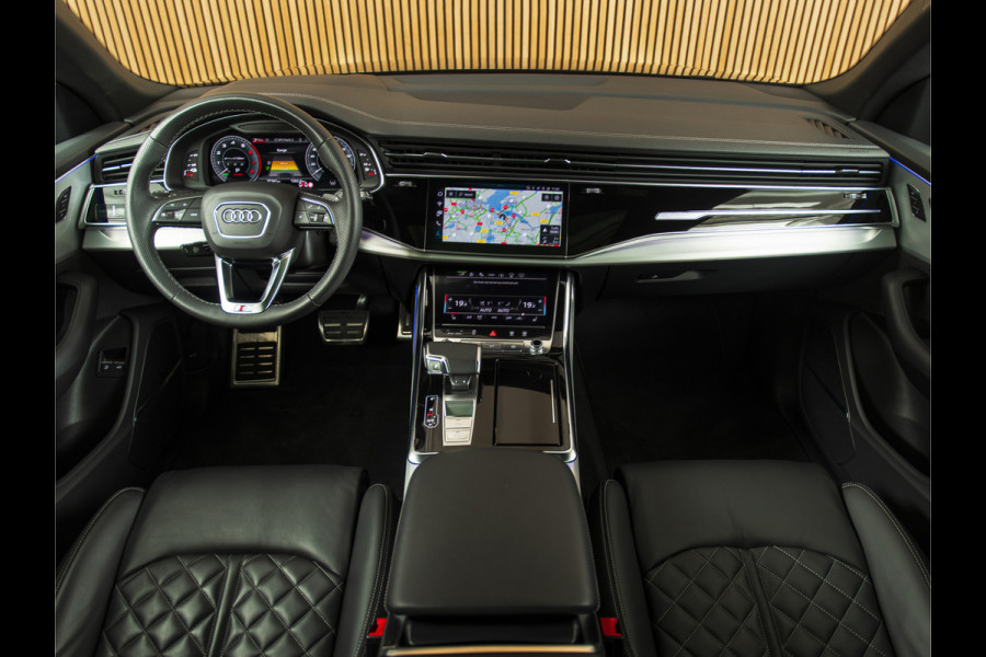 Audi Q8 55 TFSI e quattro 23"-PANO-B&O-TOUR-CITY-PARK