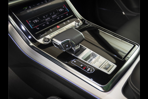 Audi Q8 55 TFSI e quattro 23"-PANO-B&O-TOUR-CITY-PARK