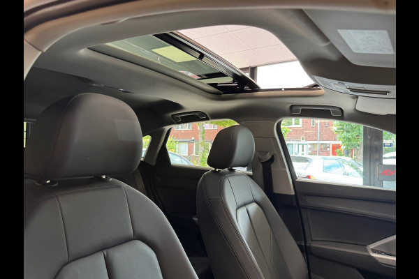 Audi Q3 Sportback 35 TFSI S Edition Competition PANO PARKEERSENOREN CRUISE CONTROL DIGITAL DASH STOELVERWARMING APPLE CARPLAY