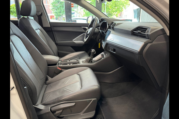 Audi Q3 Sportback 35 TFSI S Edition Competition PANO PARKEERSENOREN CRUISE CONTROL DIGITAL DASH STOELVERWARMING APPLE CARPLAY