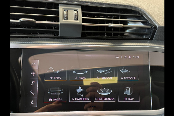Audi Q3 Sportback 35 TFSI S Edition Competition PANO PARKEERSENOREN CRUISE CONTROL DIGITAL DASH STOELVERWARMING APPLE CARPLAY