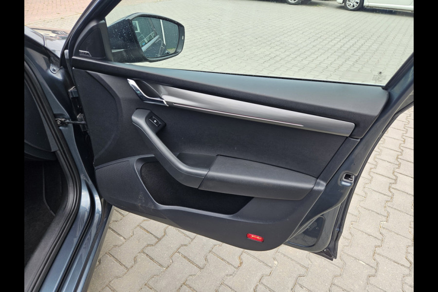 Škoda Octavia Combi 1.6 TDI Greentech inc btw en bpm