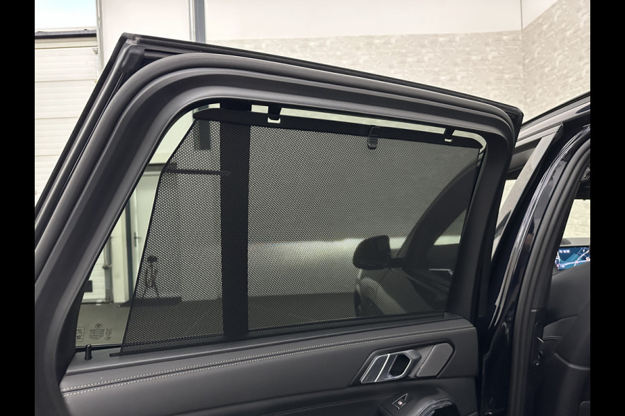 BMW X5 50e M-Performance Seats | M-Sport Pro | 360 Camera | Soft-Close | Panorama | Indiv. Leder | 4-Zone Clima | Stoelventilatie | Head-Up | Harman-Kardon | Keyless-Entry | Memory | M-Gordels | Stuurverwarming | Stoelverwarming V+A | Zonwering | Parfumering | Iso-Glas | Iconic-Glow | Beker Koeling & Verwarming | Standkachel | Carplay |