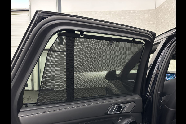 BMW X5 50e M-Performance Seats | M-Sport Pro | 360 Camera | Soft-Close | Panorama | Indiv. Leder | 4-Zone Clima | Stoelventilatie | Head-Up | Harman-Kardon | Keyless-Entry | Memory | M-Gordels | Stuurverwarming | Stoelverwarming V+A | Zonwering | Parfumering | Iso-Glas | Iconic-Glow | Beker Koeling & Verwarming | Standkachel | Carplay |