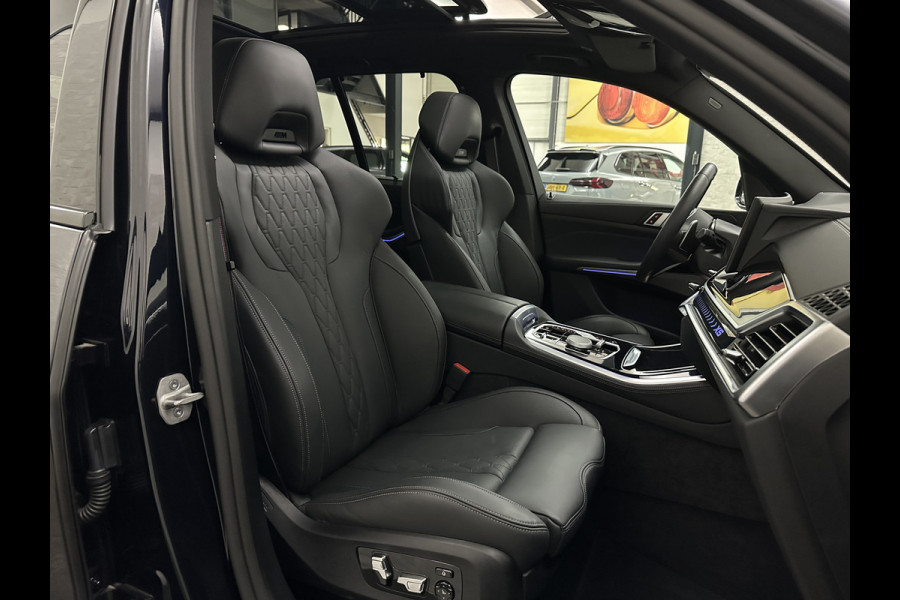 BMW X5 50e M-Performance Seats | M-Sport Pro | 360 Camera | Soft-Close | Panorama | Indiv. Leder | 4-Zone Clima | Stoelventilatie | Head-Up | Harman-Kardon | Keyless-Entry | Memory | M-Gordels | Stuurverwarming | Stoelverwarming V+A | Zonwering | Parfumering | Iso-Glas | Iconic-Glow | Beker Koeling & Verwarming | Standkachel | Carplay |