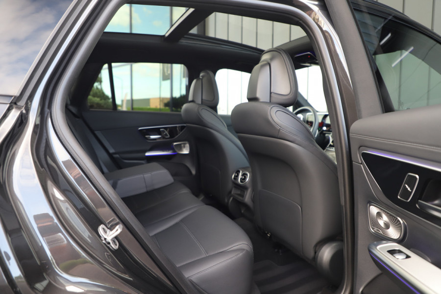 Mercedes-Benz GLC 400e AMG 4-Matic | 381PK | Head-up | Massage | Burmester | Sfeerverlichting | Digital-light | Stoelventilatie | Memory | Air-bal