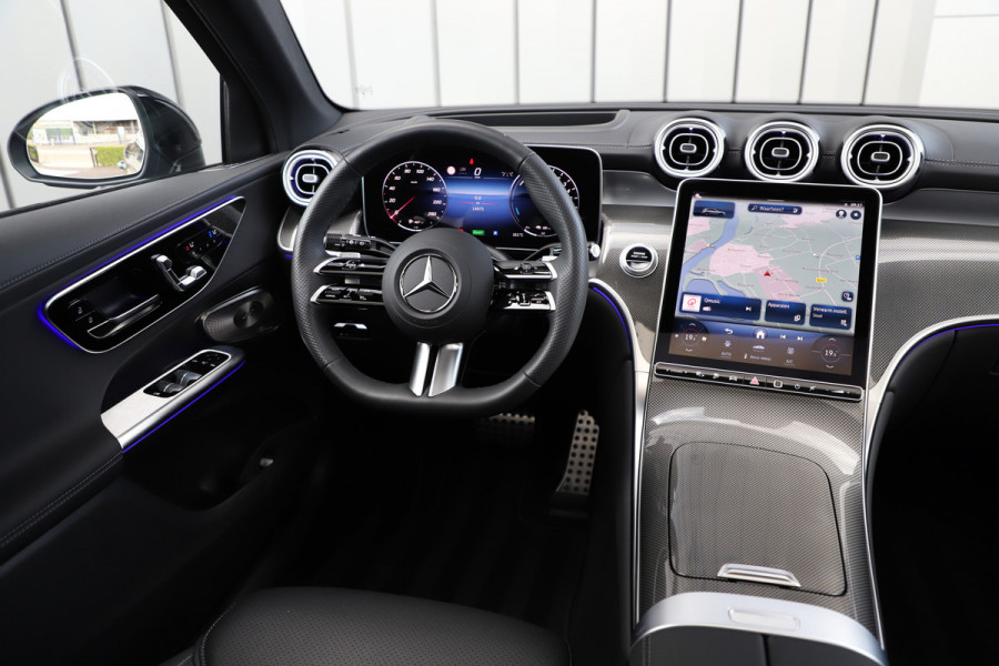 Mercedes-Benz GLC 400e AMG 4-Matic | 381PK | Head-up | Massage | Burmester | Sfeerverlichting | Digital-light | Stoelventilatie | Memory | Air-bal