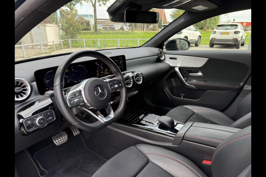 Mercedes-Benz A-Klasse 180 Aut. Sol. AMG Sport Sfeer Mood Light