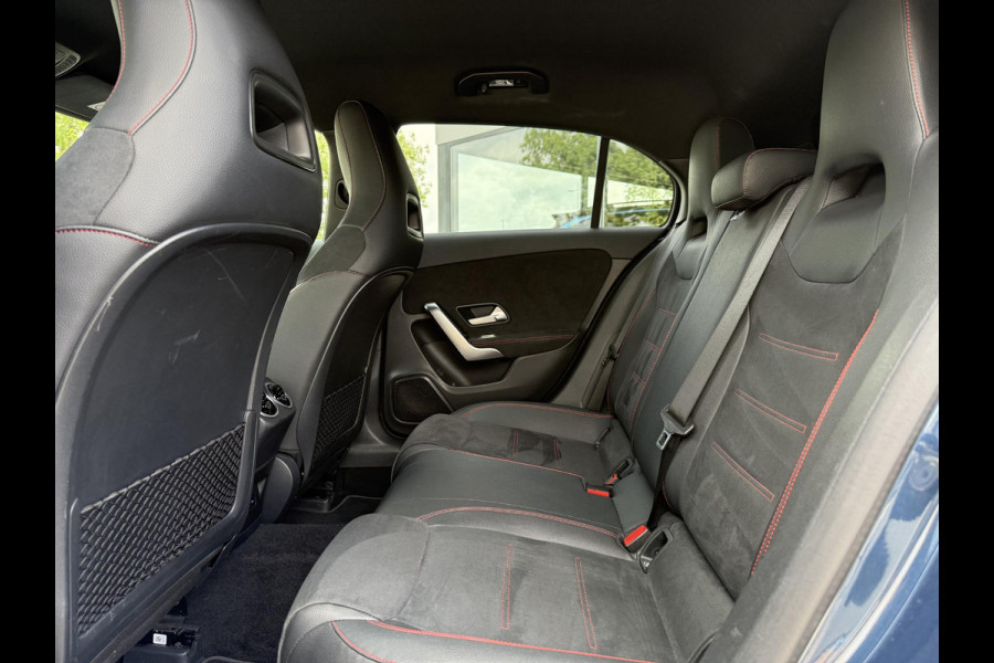 Mercedes-Benz A-Klasse 180 Aut. Sol. AMG Sport Sfeer Mood Light